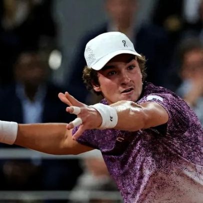Ex-técnico de Serena Williams elogia a direita de João Fonseca, "Bazuca"
