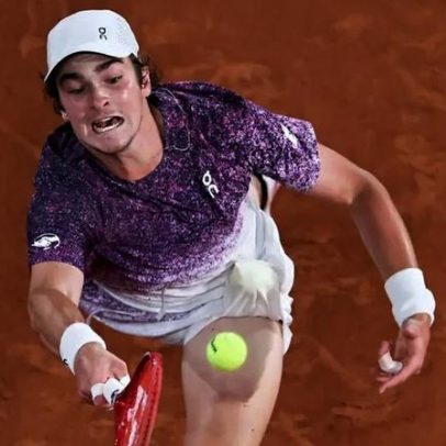Mensik impede as poucas chances de João Fonseca no Roland Garros