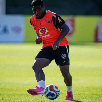 Endrick marca golaço em treino da Seleção e surpreende torcedores