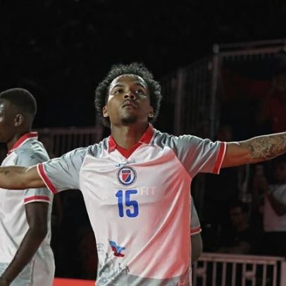 FIFA solicita alteração de uniforme após mensagem política do Haiti