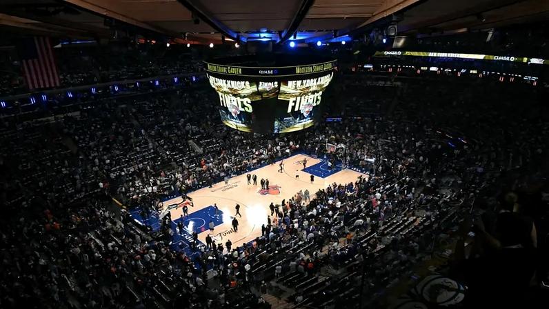 Madison Square Garden recebe o jogo 3 das finais da NBA 2025/26 (Foto: SAUL LOEB / AFP)
