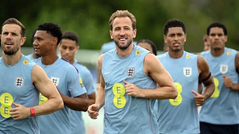 Jogadores da seleção inglesa treinando