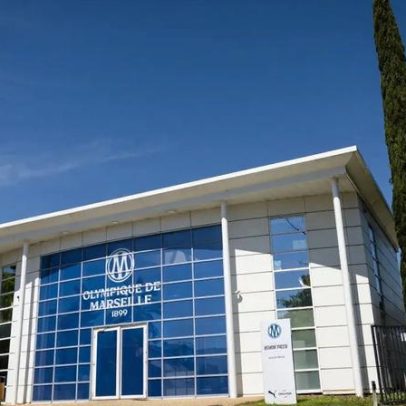 UEFA multa Olympique de Marseille e Roma por descumprimento do fair-play