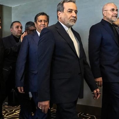 Ameaça de Trump leva delegação iraniana a abandonar negociações, diz agência