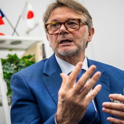 Japão pode surpreender o Brasil, avisa ex-técnico Philippe Troussier