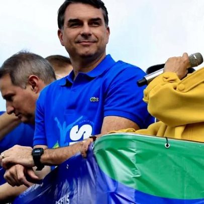 Flávio Bolsonaro foca em São Paulo para contornar desgaste