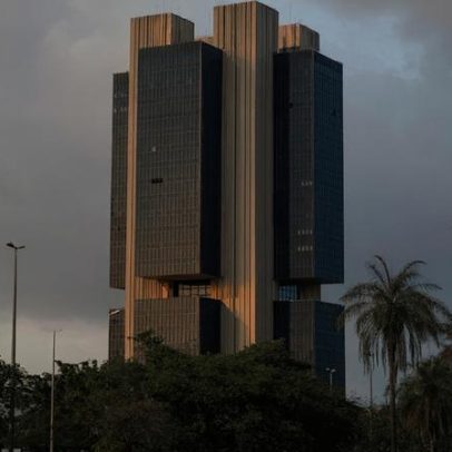 Cenário externo não é o principal obstáculo aos cortes de juros, aponta Copom