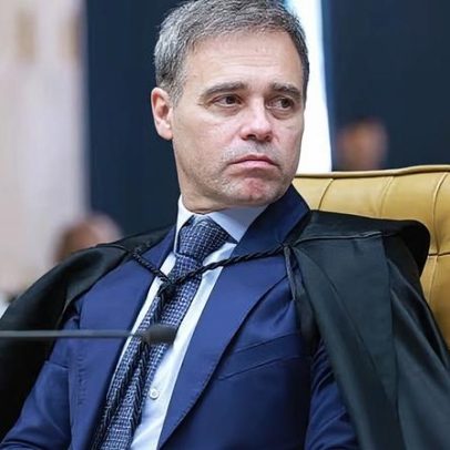 PGR defende que Mendonça analise pedido de investigação de Bolsonaro e filhos
