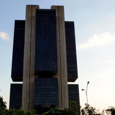 BC amplia acesso a contas em moeda estrangeira