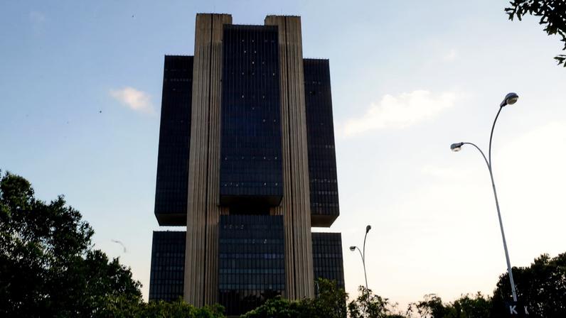Mudança não altera obrigação de negociações domésticas em reais e não afeta cotações. (Foto: Marcello Casal Jr/Agência Brasil)