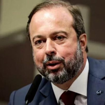 Governo abre caminho para baterias após críticas a megaleilão de térmicas