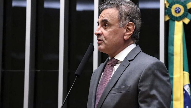 O deputado federal Aécio Neves durante sessão na Câmara em 20 de maio de 2026