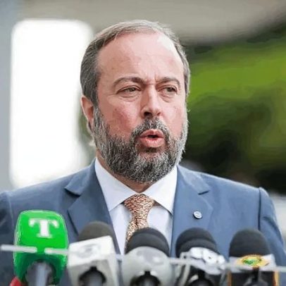 Governo divulga regras para 1º leilão de armazenamento de energia em baterias