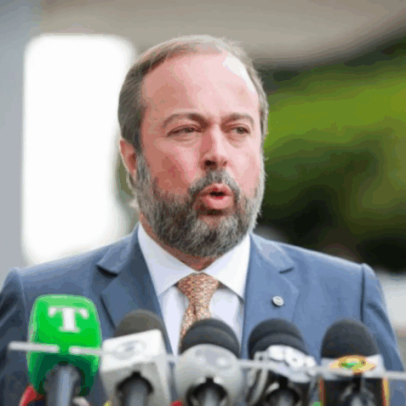 ONS atuou de forma pontual para evitar apagão, afirma Silveira