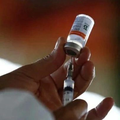 Polícia investiga farmacêutica por aplicar vacina vencida em bebê