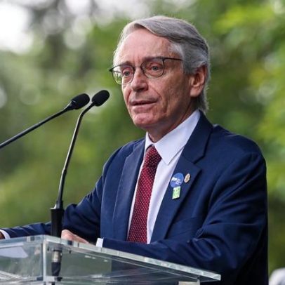 Permanência estudantil vai além do auxílio financeiro, afirma reitor da USP