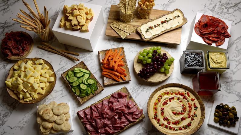 American Airlines estreia novos cardápios em lounges