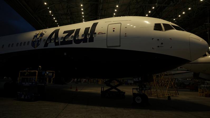 Avião que levará a Seleção Brasileira aos Estados Unidos para a disputa da Copa do Mundo (Foto: Azul/Divulgação)