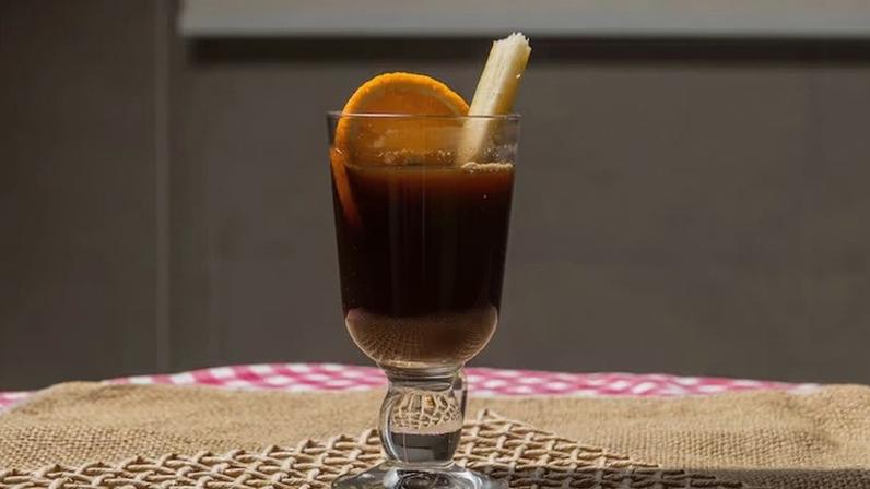 RECEITA DE QUENTÃO E VINHO QUENTE