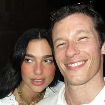 Romance entre Callum Turner e Dua Lipa começou com um livro