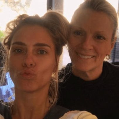 Carolina Dieckmann é internada com infecção renal e detalha quadro de saúde