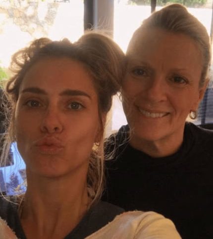 Carolina Dieckmann é internada com infecção renal e detalha quadro de saúde
