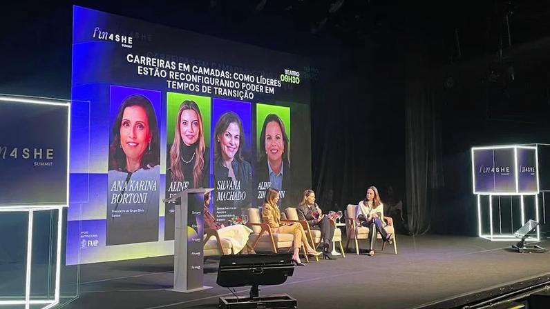 Painel do Fin4She Summit sobre carreiras em camadas.