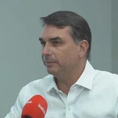 Flávio afirma que Zema e Caiado não se unem em candidatura própria