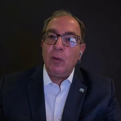 Redução da escala de trabalho aumenta custos para todos, diz Abimaq