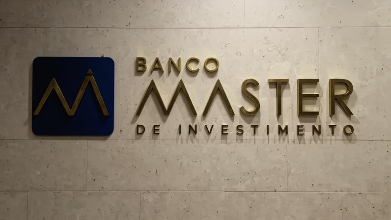Ex-sócio do Master teria emprestado avião e camarote para Wagner, diz PF
