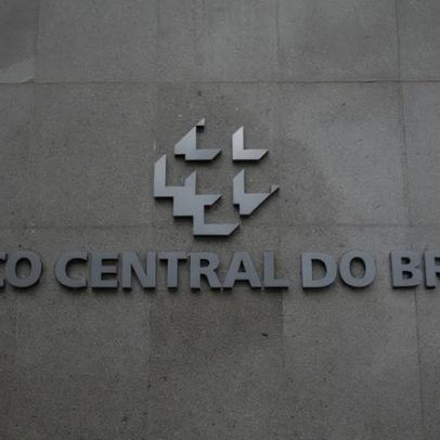 Mercado eleva projeção da Selic para 13,5% em 2026