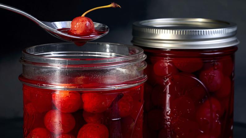 Receita de cerejas azedas em brandy