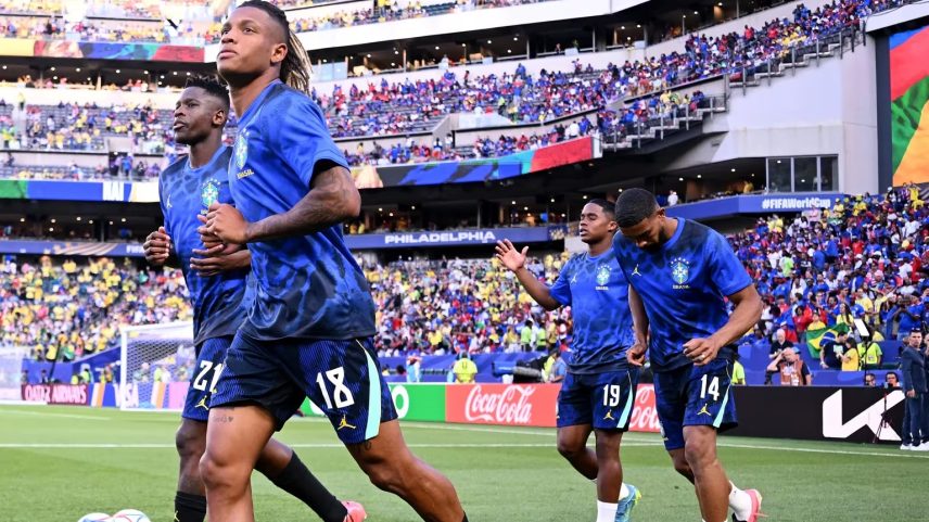 Brasil enfrenta Haiti pressionado por vitória no Grupo C