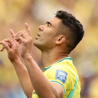 Brasil sofre, vira sobre o Japão no fim e avança na Copa