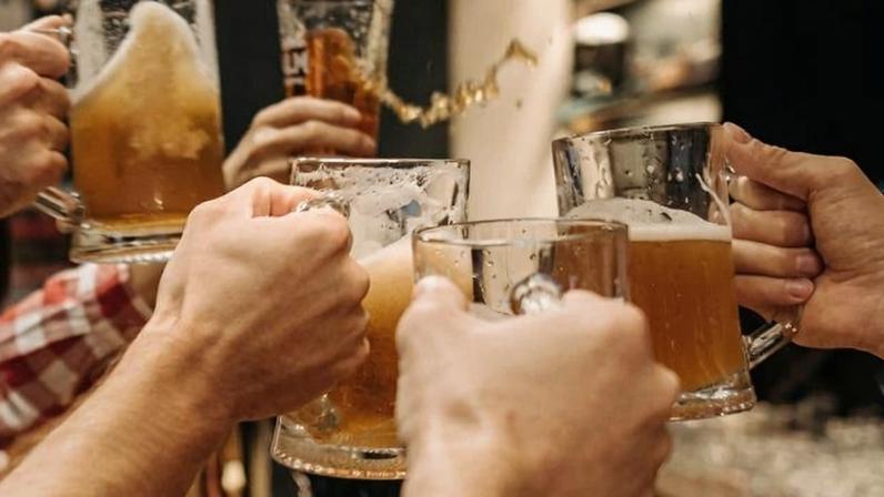 Fãs incentivados a consumir cerveja britânica durante a Copa do Mundo