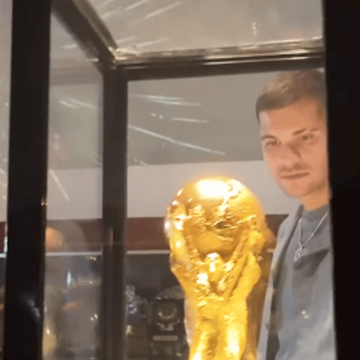 Seleção Brasileira visita museu da CBF antes da Copa do Mundo