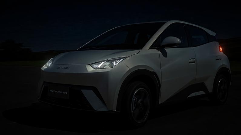 BYD Dolphin Mini: compacto elétrico lidera ranking de vendas da marca