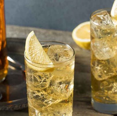 Caipirinha japonesa com limão-siciliano e chá ganha tutorial de preparo