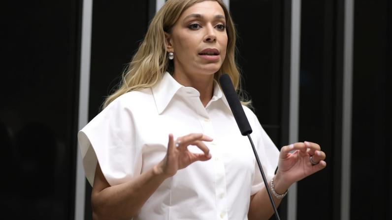Hilton defendeu que é responsabilidade da PF investigar comentários acerca de Maria Eduarda