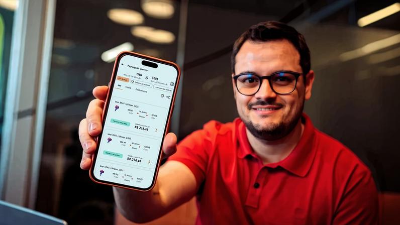 Plataforma da VOLL: ferramenta ajuda empresas a reduzir custos sem abrir mão da governança nas viagens corporativas (VOLL/Divulgação)