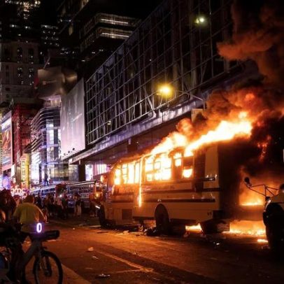 Jovem é baleado durante manifestações após vitória do Knicks sobre o Spurs