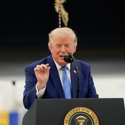 Trump ameaça atacar o Irã com mais força se não frear conflitos no Líbano