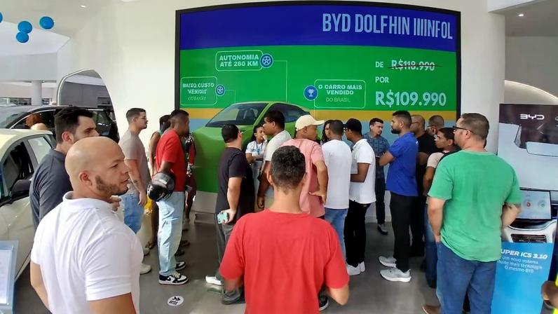 Concessionária BYD no lançamento do Move Brasil