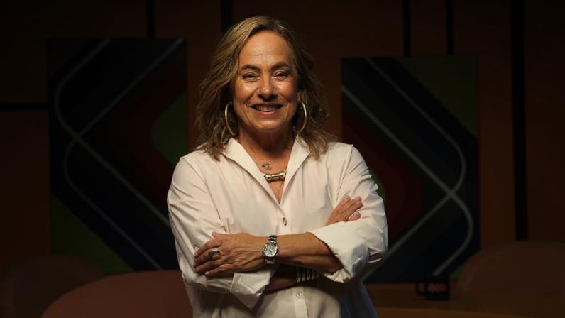 REINVENÇÃO - A carioca à frente de programa de entrevistas na TV Brasil: “Aqui posso falar o que eu quiser”