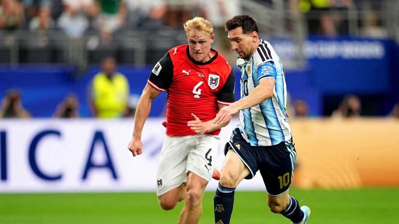 Lionel Messi marcou todos os gols da Argentina até aqui na Copa.
