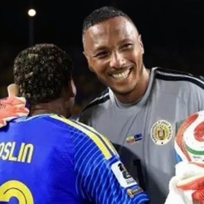 Eloy Room, de Curaçao, faz 15 defesas e entra na história da Copa