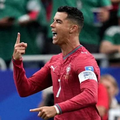 Cristiano Ronaldo rebate críticos após goleada de Portugal