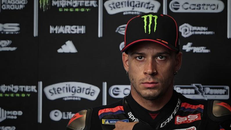 Líder da MotoPG, Marco Bezzecchi agride fiscal de pista e é suspensa do GP da República Tcheca.