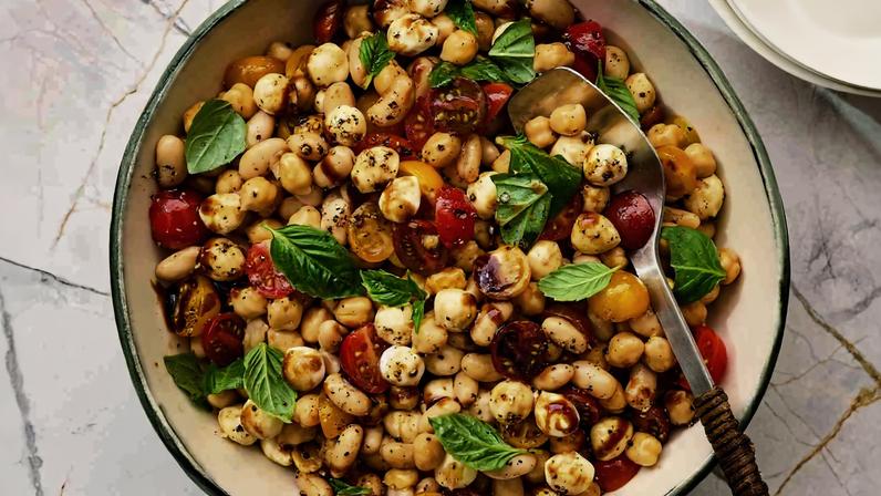 Receita Caprese com feijão denso chega às cozinhas