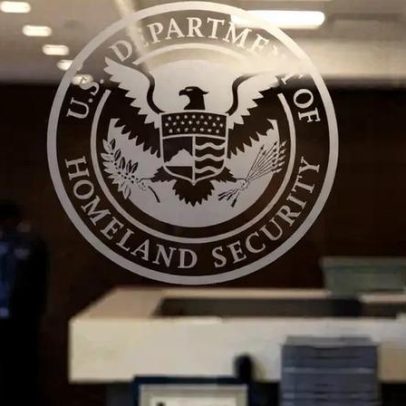 Câmara dos EUA aprova US$ 70 bi para fiscalização migratória por 3 anos